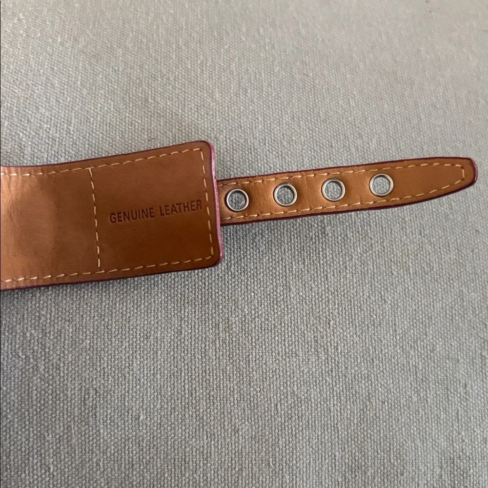 GUESS Watch - Picture 4 of 7